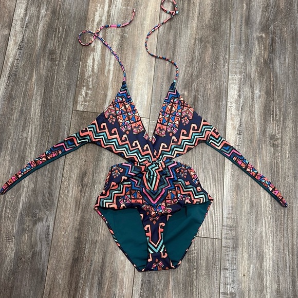 $238 Mara Hoffman TRIBAL Cut-Out One Piece XS - Picture 1 of 4
